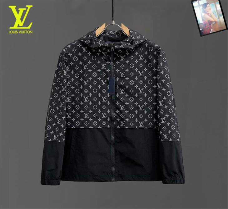 Picture of Louis Vuitton Jackets _SKULVM-3XL12yn9032474